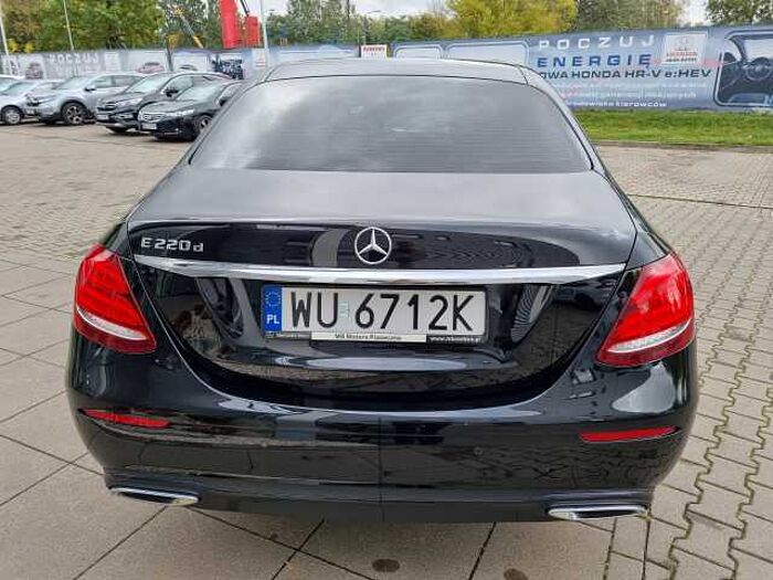 Mercedes-Benz E 220 2l