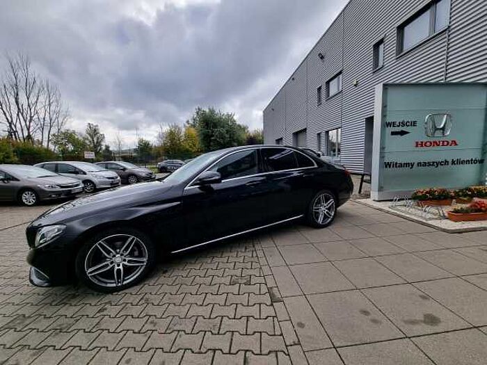 Mercedes-Benz E 220 2l