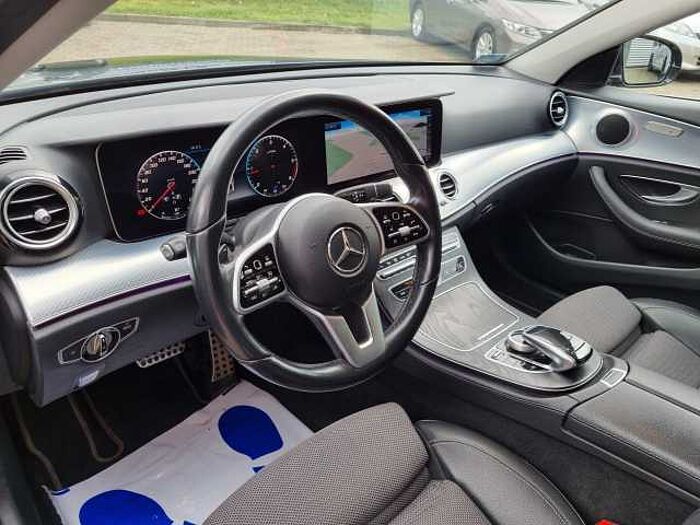 Mercedes-Benz E 220 2l